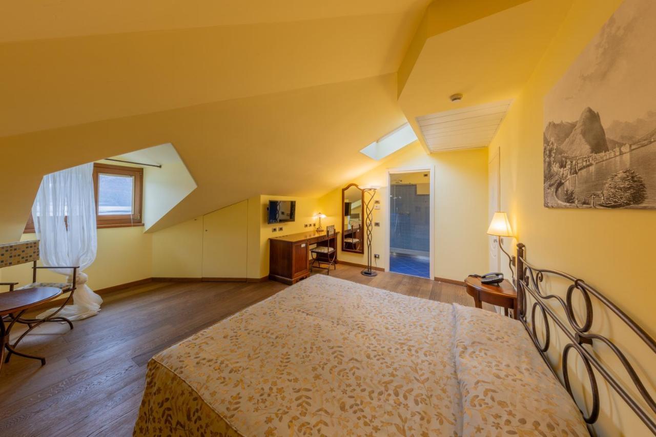 La Darsena Boutique Hotel & Restaurant Tremezzo Luaran gambar